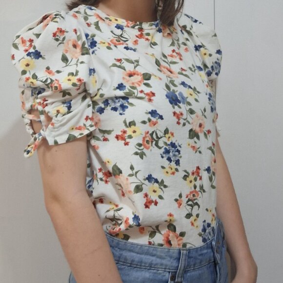 White Floral Blouse - Picture 4 of 8